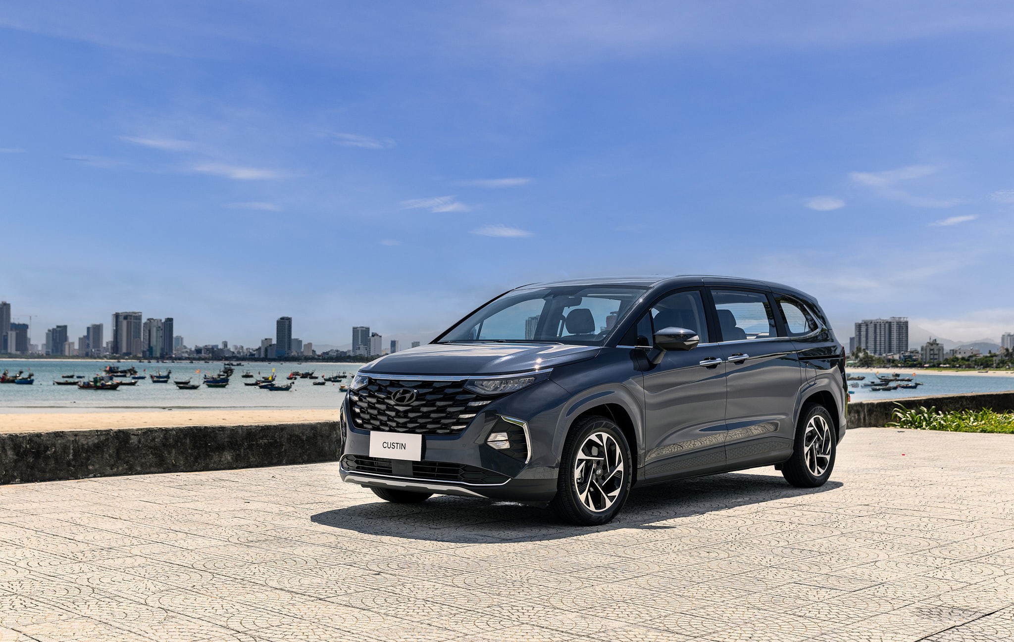 hyundai-custin